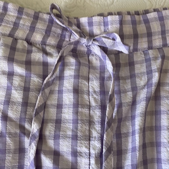 Riley & Rae Women’s plaid Lightweight Lilac Petal Shorts Size M NWT - Picture 2 of 11